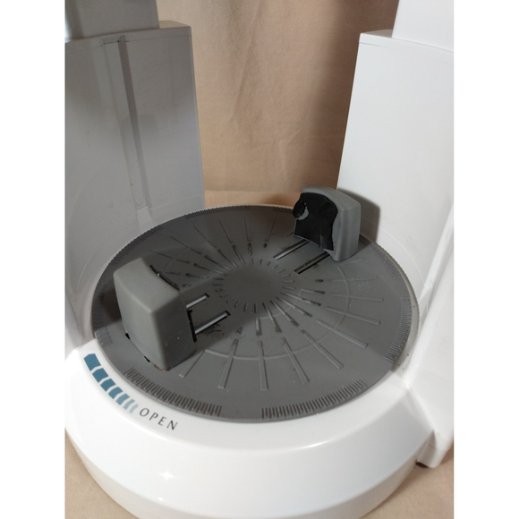 Black & Decker Lids Off Automatic Electric Jar Opener Model JW200. - Picture 4 of 6